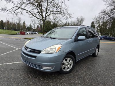 2005 Toyota Sienna LE